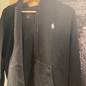 Helt ny polo rahlp Loren hoodie - Helt ny clean hoodie 