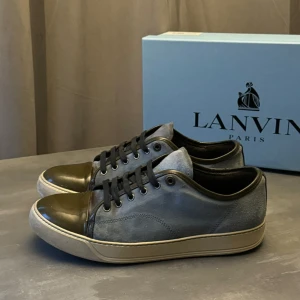 Lanvin - Tja! Säljer nu dessa super snygga lanvin storlek 43, nypris 4450kr mitt pris 2050😇🙌🏻