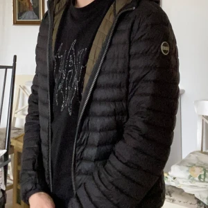 Colmar jacka - Säljer pga för liten. Inget kvitto kvar.