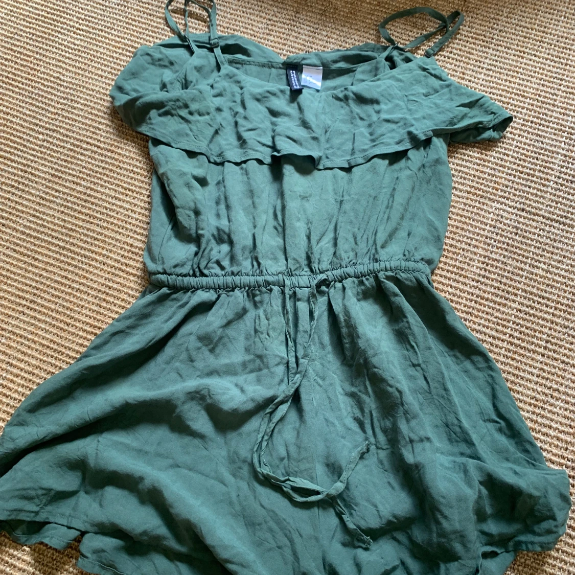 Byxdress från divided!