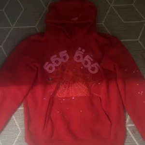 Spider hoodie - Storlek S som ny pris kan diskuteras vid snabbt köp