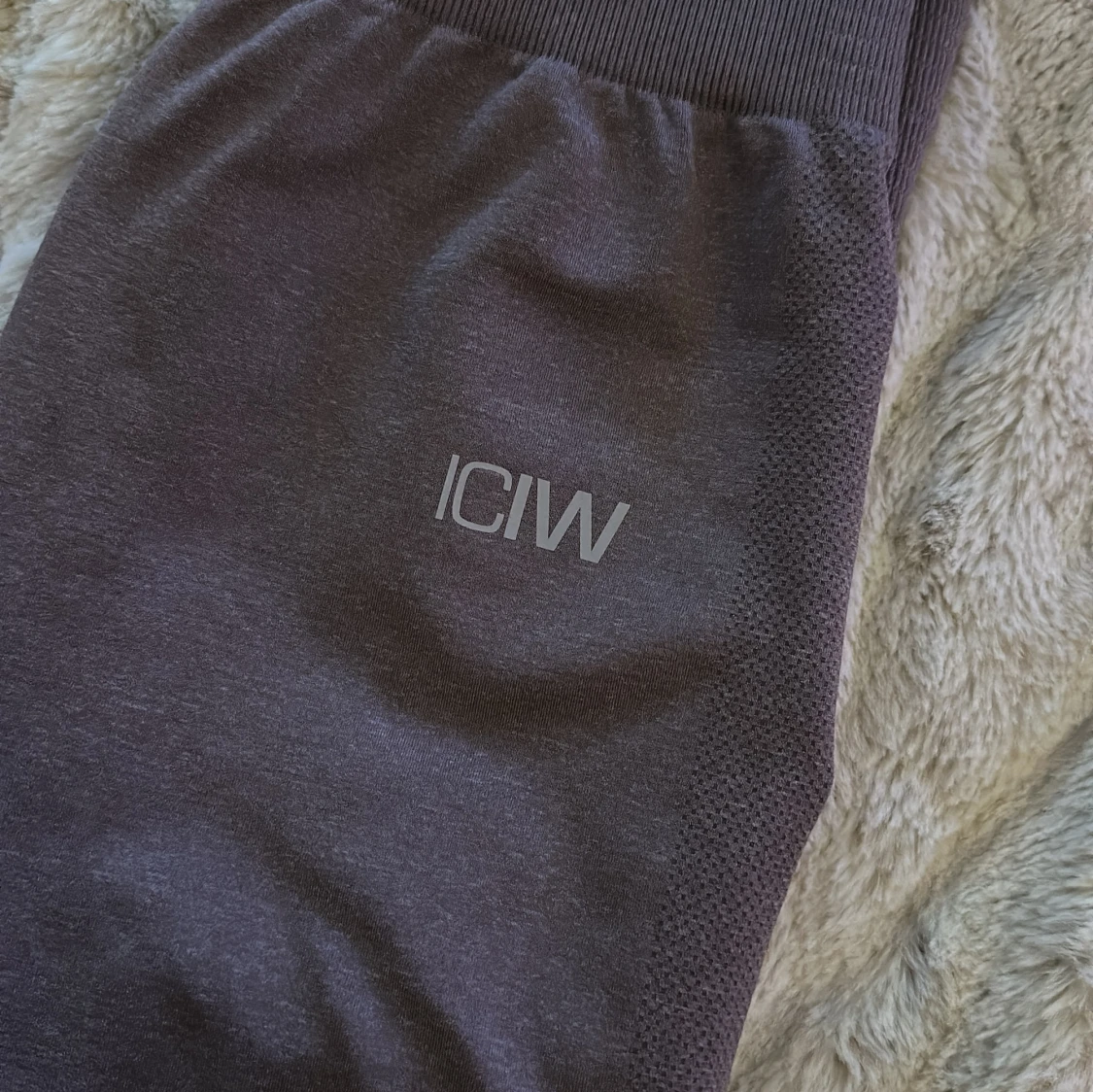 Tränings tights rån ICIW  - 90