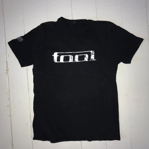 Tool band T - shirt❗ - ❗Fet Tool band tröja med fett tryck❗9/10 condition❗storlek M❗ Dma för mer info
