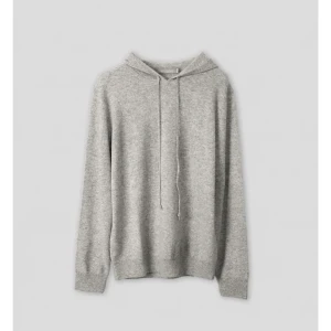 Stickad Kashmir Hoodie - En tunn stickad Kashmir hoodie från twist and tango, köpt för 2399 och är typ inte alls använd. Säljer för 999 men pris går att diskutera!!🥰🥰