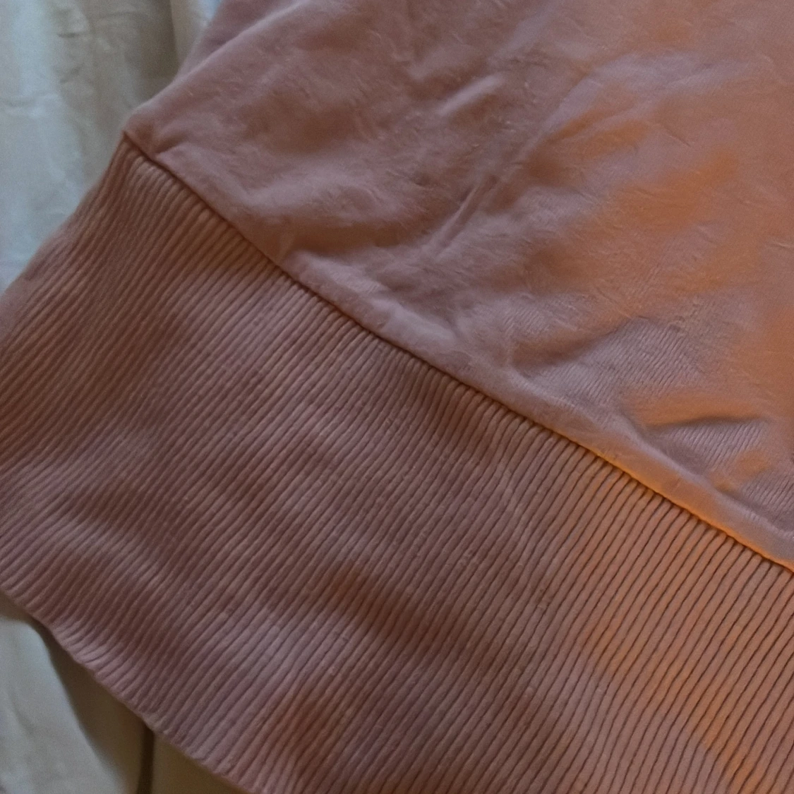 Rosa tröja från hm - 90