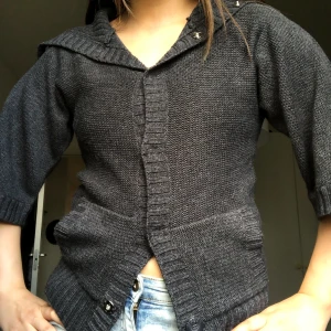 Trekvartärmad kofta - Superfint skick! Pris kan diskuteras 