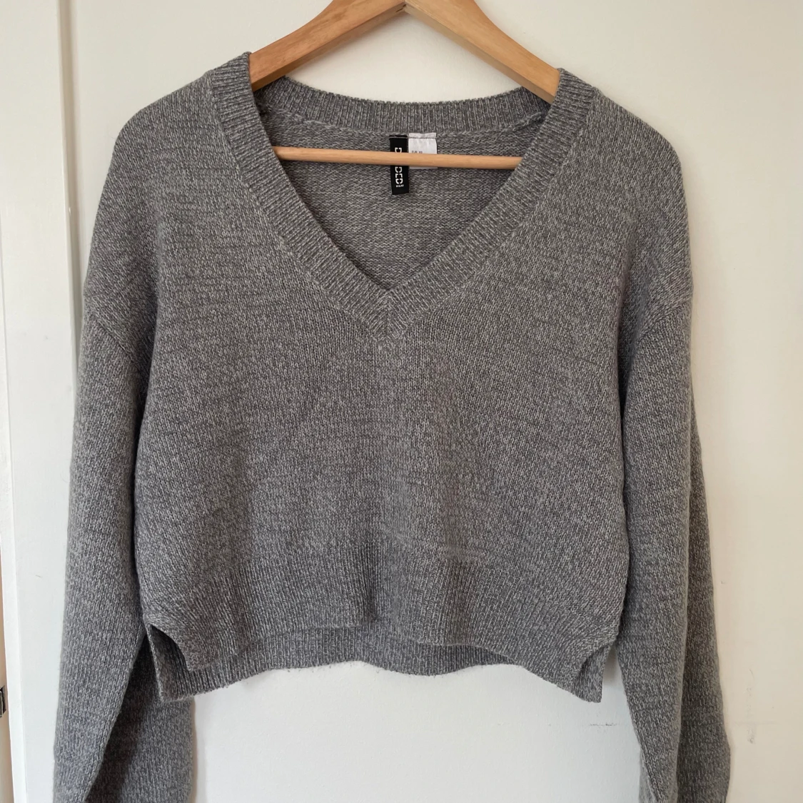 Grå stickad tröja - 90
