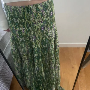 Grön Långkjol  - Grön långkjol❤️