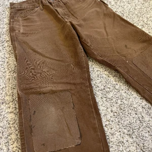 Dickies byxor - Passar stl S/M. Midjemått ca 70cm
