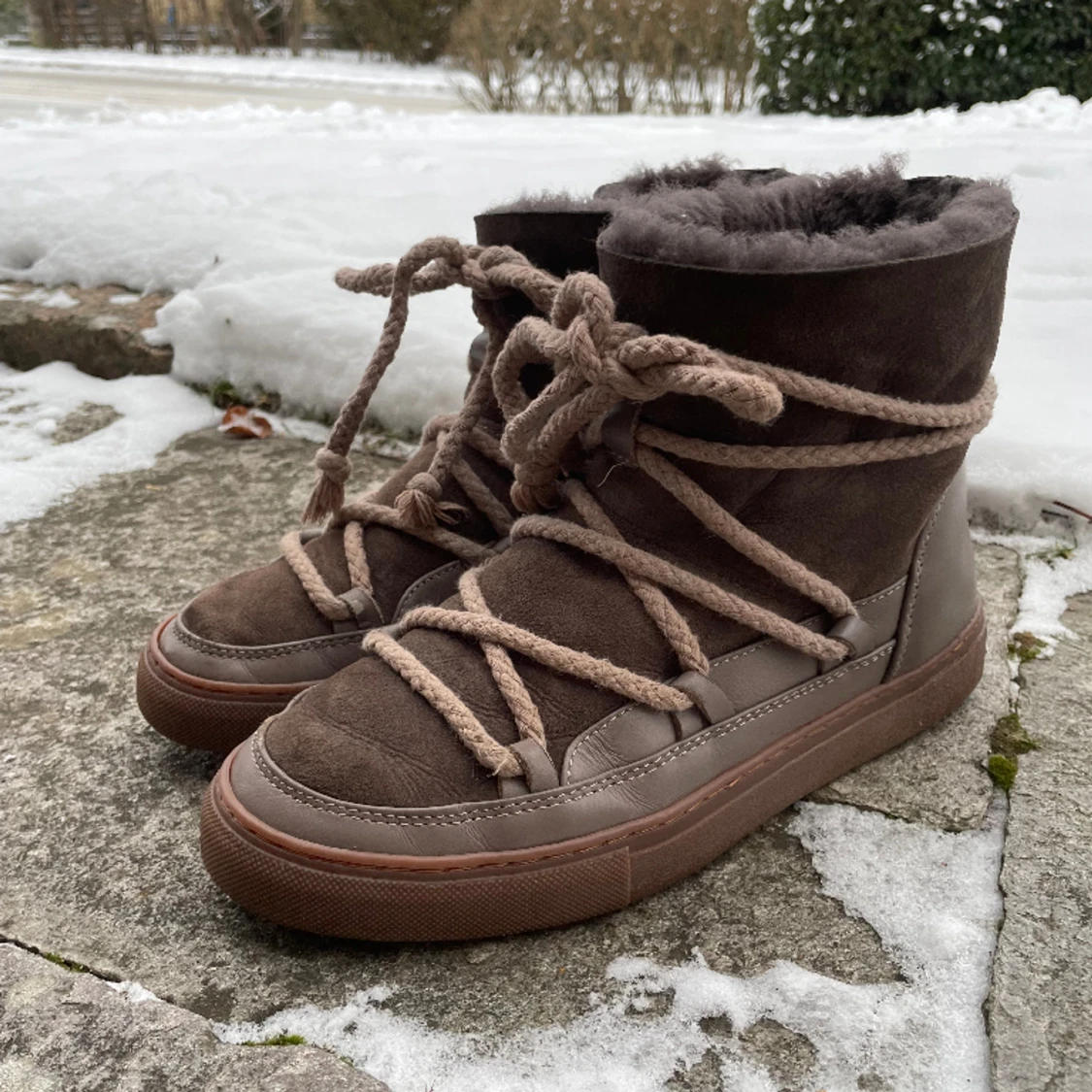 Inuikiis nästan nya - 91