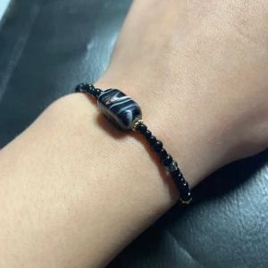 Armband - Armband med resår