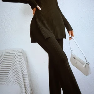 Svart Sätt M - Nytt Sbart sätt i st M Ligger fortfarande i Förpakningen fortfarande