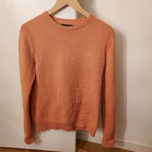 Tröja Morris  - Använt skick, men mer att ge!