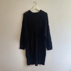 Lager 157, stickad klänning - Stickad klänning. Använd endast en gång. 