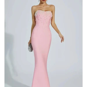 Klänning/fest klänning  - Xs men passar också s,använt en gång.