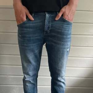 Dondup George - Dondup George i topp skick!