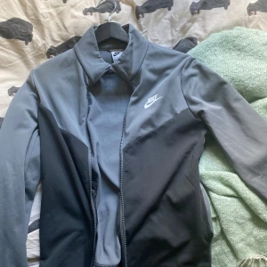 Nike hoodie  - Pris kan diskuteras o de mycket bra kvalitet👍🏻