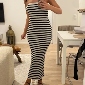 Vardaglig klänning - Köptes förra året, otroligt fin men inte min stil längre. 