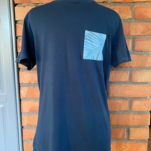 T-shirt herr strl S från ETIREL - 100% Ekologisk bomull 