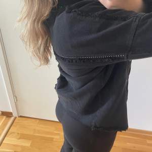 Vårjacka från zara 100kr+frakt 