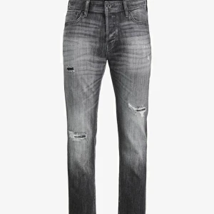 Jeans Jack&Jones - Säljer ett par helt nya Jack&Jones jeans | Alla taggar kvar | Nypris 749kr | Mitt pris 599kr | Slimfit | W30 L30 |Hör av dig vid minsta fundering 