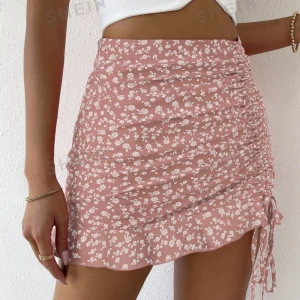 Kjol - Mycket bra skicka nästan aldrig använd 