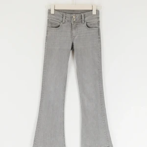 Gina Young Jeans  - Populära och super fina Gina Young jeans 😍! Köparen står för frakt 💕