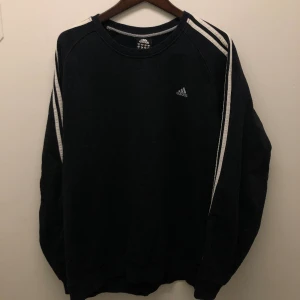 adidas sweatshirt  - oversized, bra skick