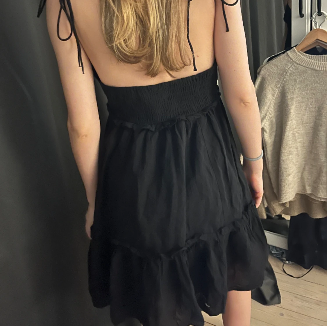 Svart klänning - 91