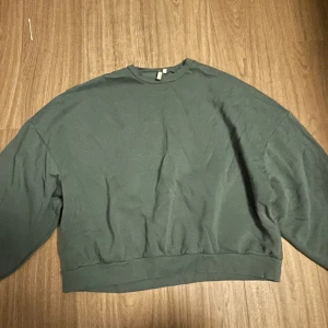Sweatshirt  - Fin och skön tröja från nly, super fin färg! 