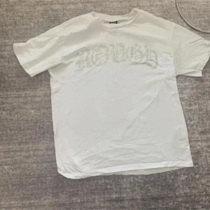 T shirt  - T shirt nua skick 