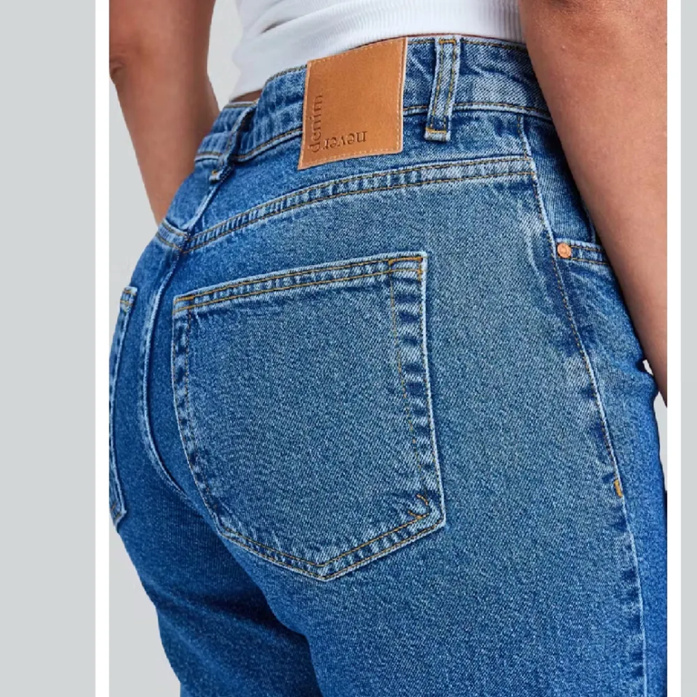 Säljer mina jeans från bikbok då de är för små Storlek: Waist 24, lenght 32 Nypris 699, mitt pris 359 . Jeans & Byxor.
