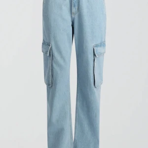 Cargo jeans från Gina  - Snygga cargojeans från Gina, skriv vid intresse💗