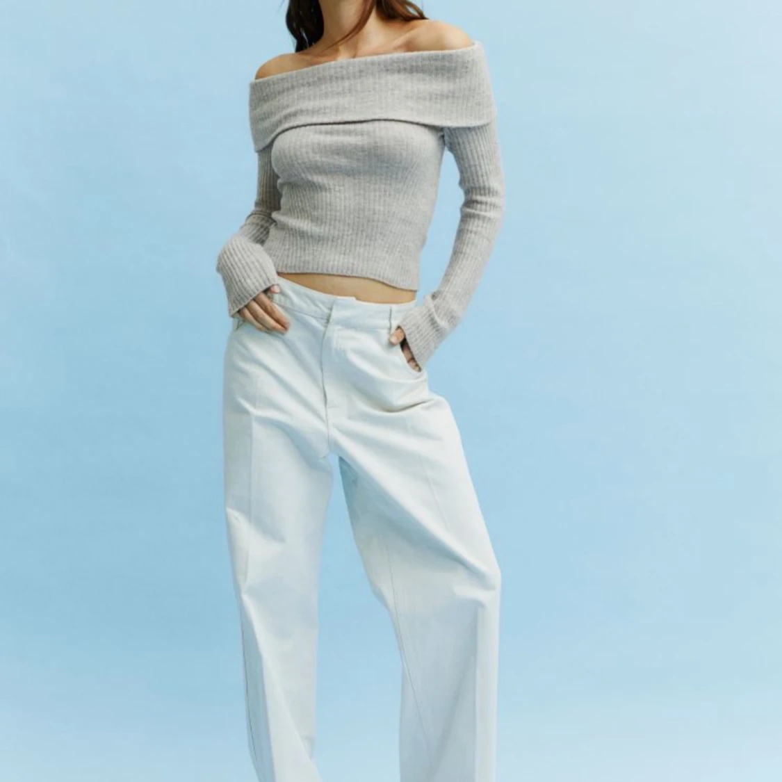 H&M off shoulder tröja