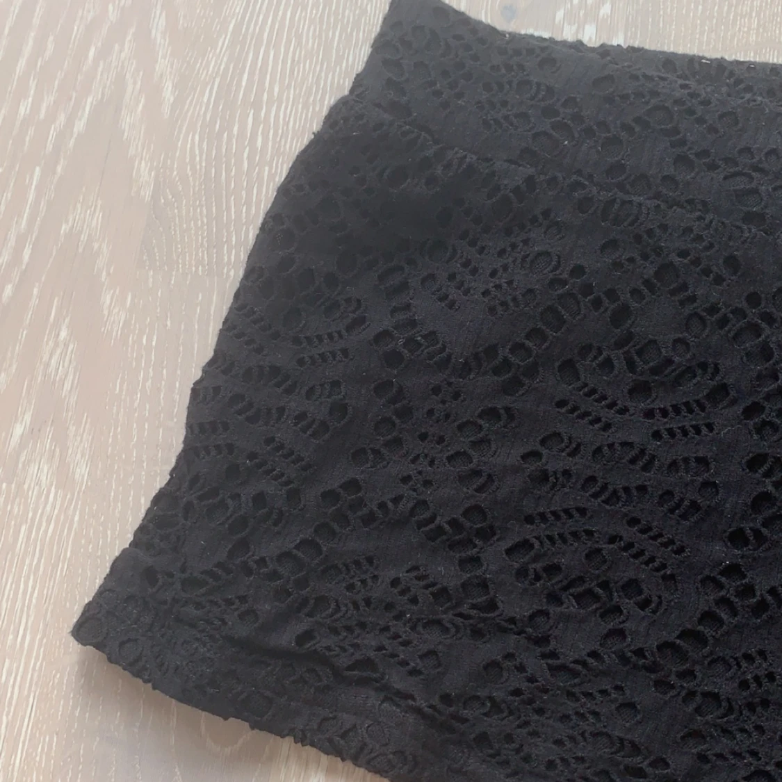 Lågmidjade svarta shorts  - 92