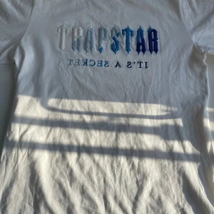 Trapstar sett - Trapstar sett som även kan säljas separat (kolla i min profil). Perfekt inför sommaren! 