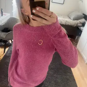 Stickad rosa vero Moda tröja i storlek xs