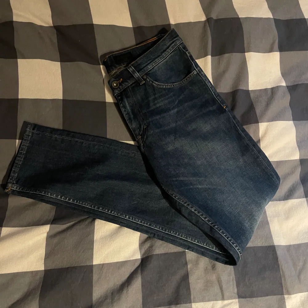 Helt nya tiger of Sweden jeans med tags kvar. Modellen evolute som är slim fit. Storlek 31/34 skick 10/10 aldrig använda. . Jeans & Byxor.