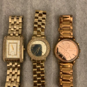 Dam klockor  - DKNY - guld 1500kr Marc Jacobs- guld 1200kr DKNY - rose guld. 600kr