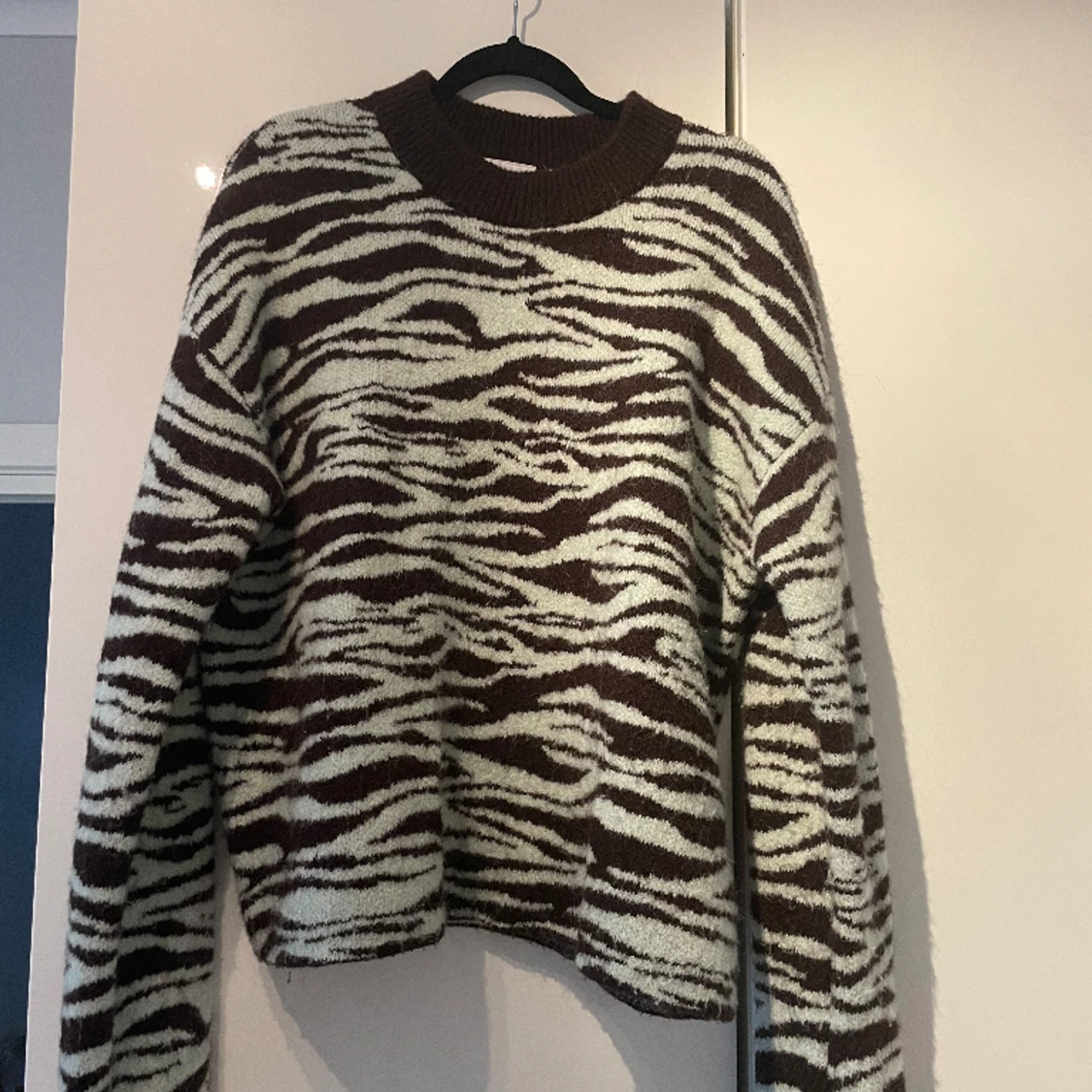 Så fin tröja från Weekday i storlek S. Mint grön och brun 🍵🤎 