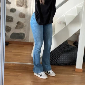 Jeans - Bootcut jeans som ej används.  nyskick✨ 