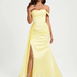 Sjönungfru klänning - Vacker klänning från jjhouse. Oanvänd med prislapp på. St 32 eller xxs. Skickar egna bilder i dm✨