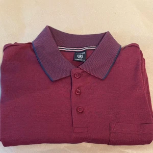 Bommuls märkes tröja  - Skönt material bra för vår sommar höst 