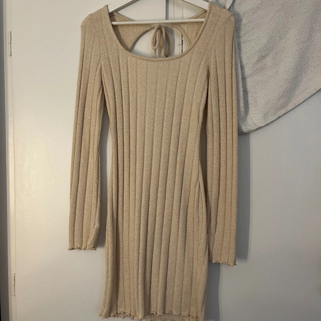 Beige klänning - 91