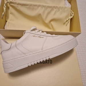 Axel Arigato Orbit  - Aldrig använda, orginallåda, kan fraktas 