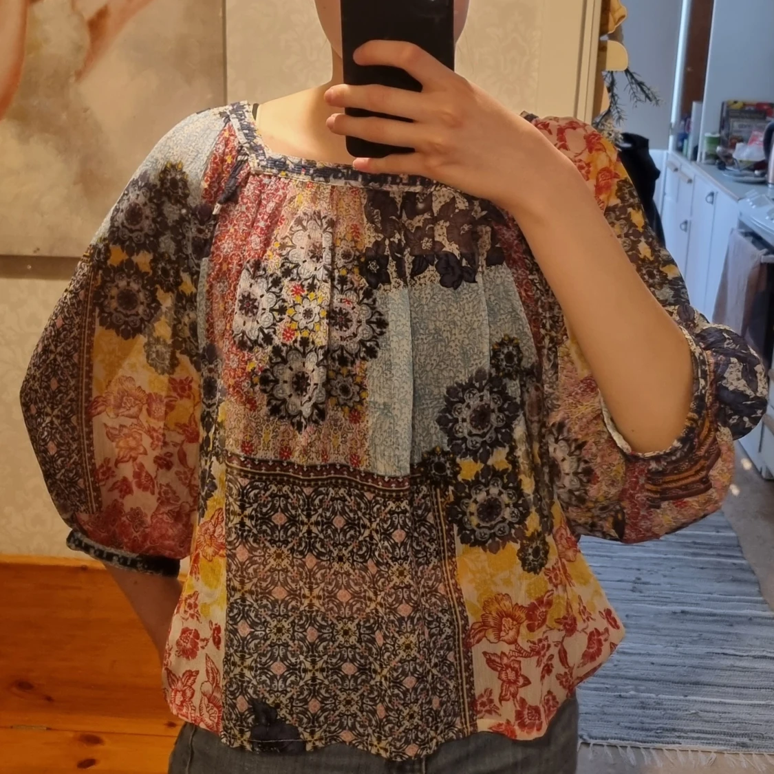 Blus med flera olika mönster - 91