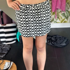 Jeanskjol hm - Aldrig använd 