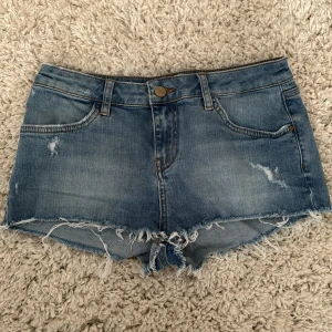 Lågmidjade shorts - Nyskick, perfekt för sommaren 🥰