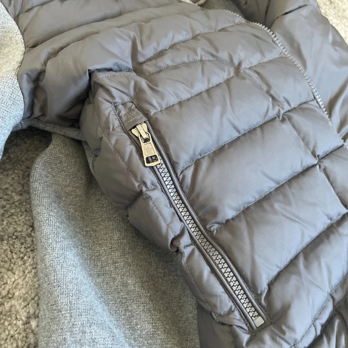 Byta moncler cardigan  - 91