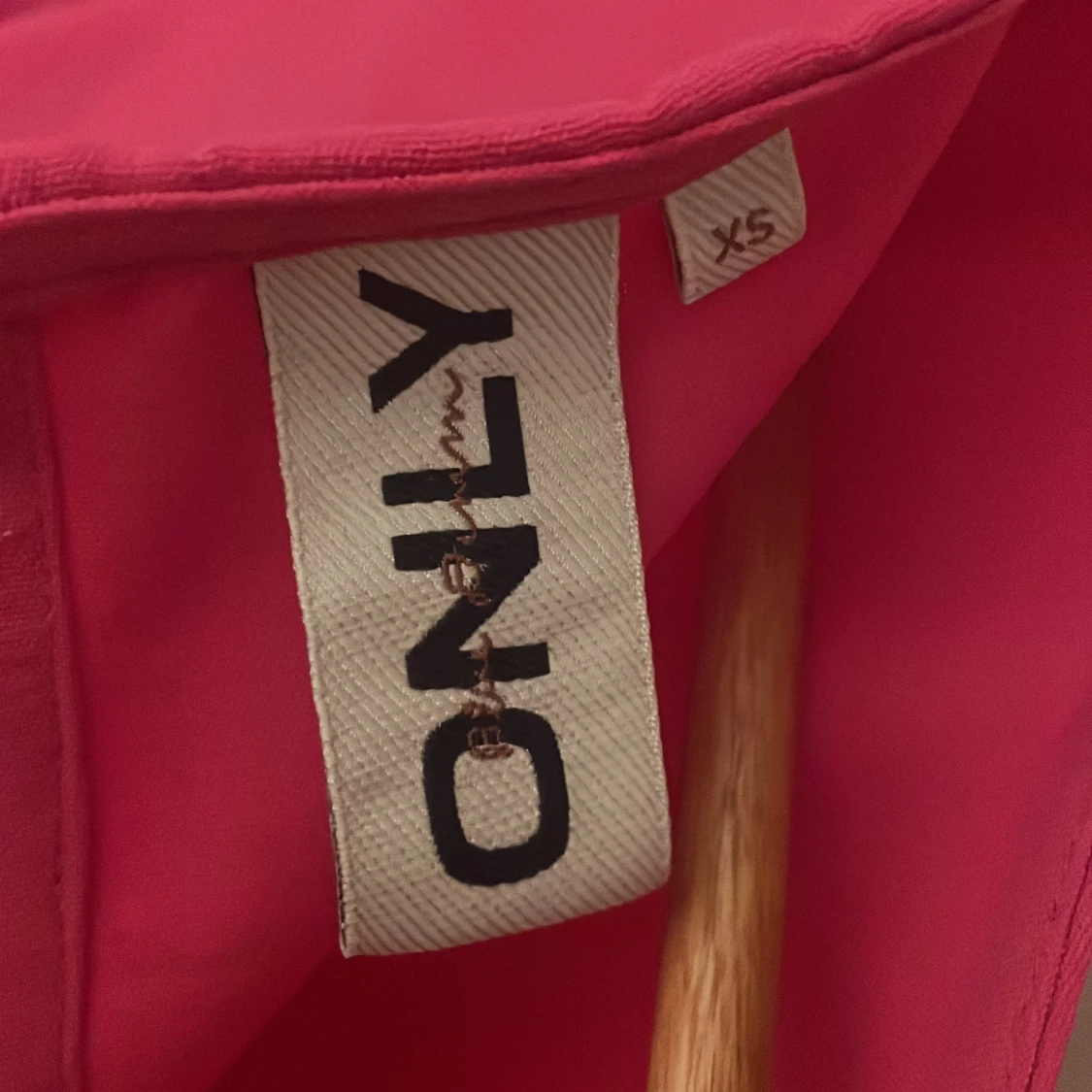 Rosa blus från only - 92